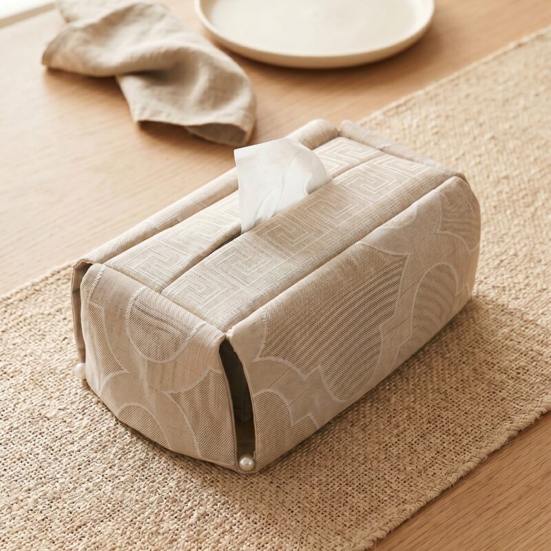 golden-meander-tissue-box