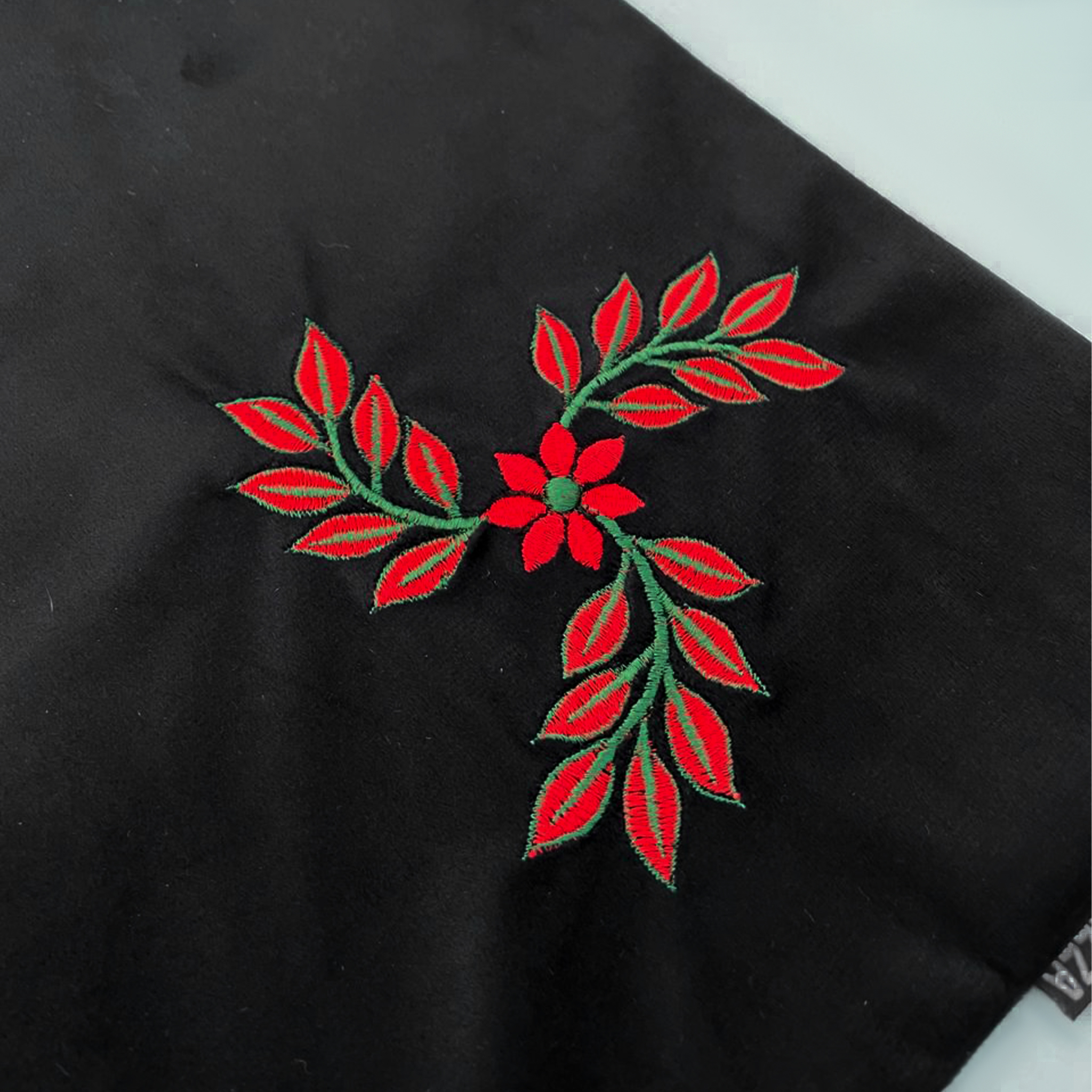 coral vine table runner mat set